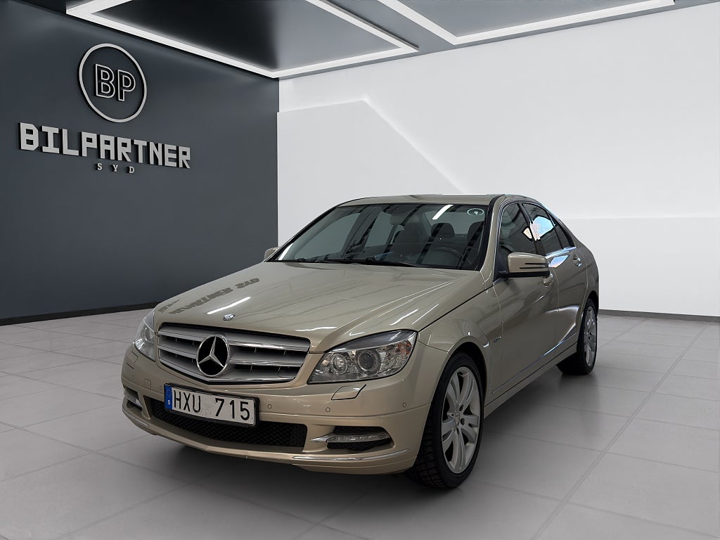 Mercedes-Benz C 180 CGI BlueEFFICIENCY 5G-Tronic Avantgarde