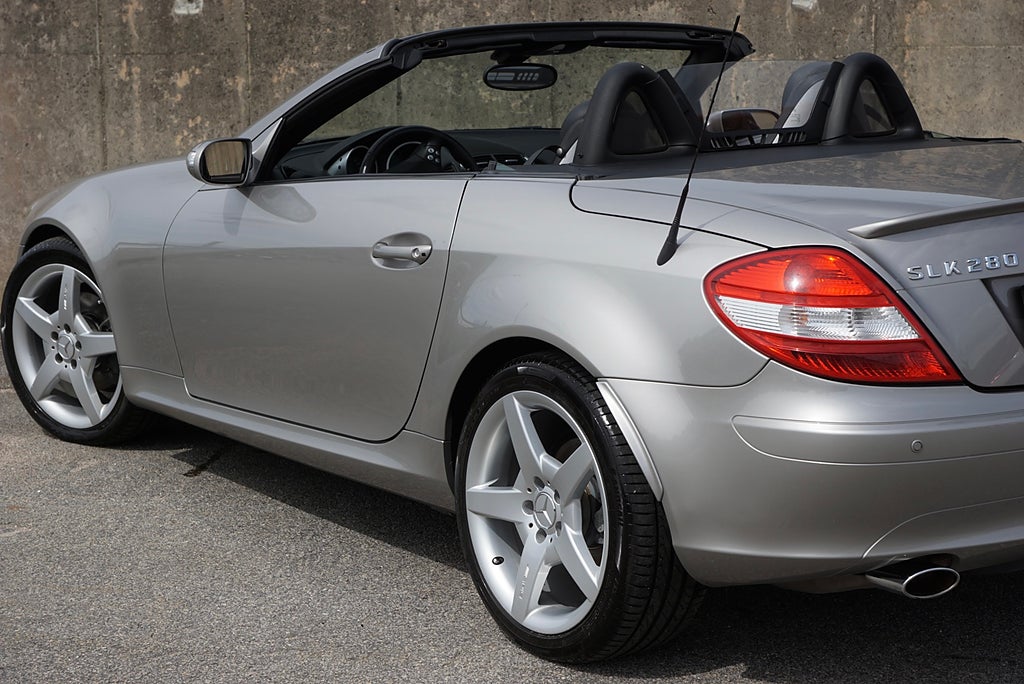 Mercedes-Benz SLK 280 7G-Tronic Cabriolet|Låga Mil|3-Brukare|18” AMG|