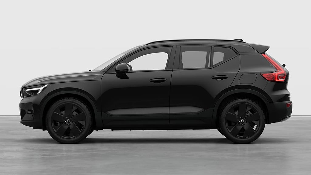 Volvo EX40 Single Motor Extended Range M R Plus Black SE Lagerbil