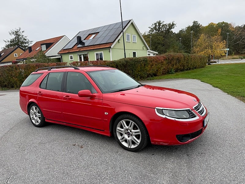Saab 9-5 2.0T Vector SportCombi Automat endast 16200 mil