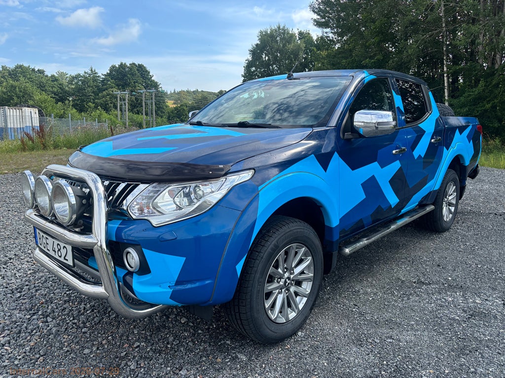Mitsubishi L200 2.4Di-D 181Hk 4WD  - EXPORTNETTO 11.965€ 
