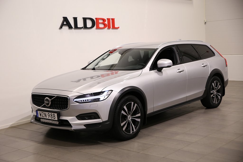 Volvo V90 Cross Country D4 190hk AWD Advanced Edt Aut / Drag / Backkamera / VOC / Nav