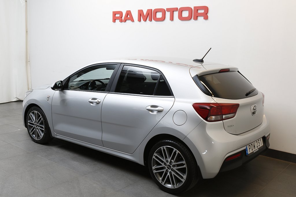 Kia Rio 1,4 Launch Edition Aut 5D Navi CarPlay Motorvärmare 2017