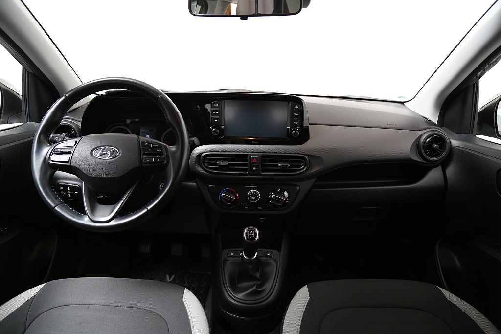 Hyundai i10 1,0 blue 67hk Essential 5D CarPlay 2020