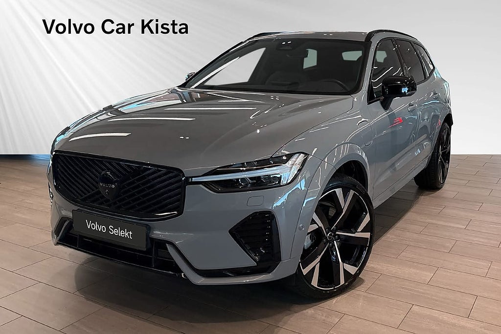 Volvo XC60 T6 Plus Black Nordic Edition DRAG 360Kam 22"