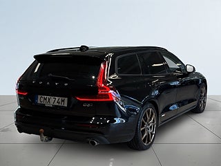 Volvo V60 D3 AWD Momentum Dvärme Dragkrok Navi Rattvärme S&V-däck – bild 6