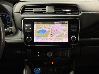 Halvkombi Nissan Leaf 11 av 20