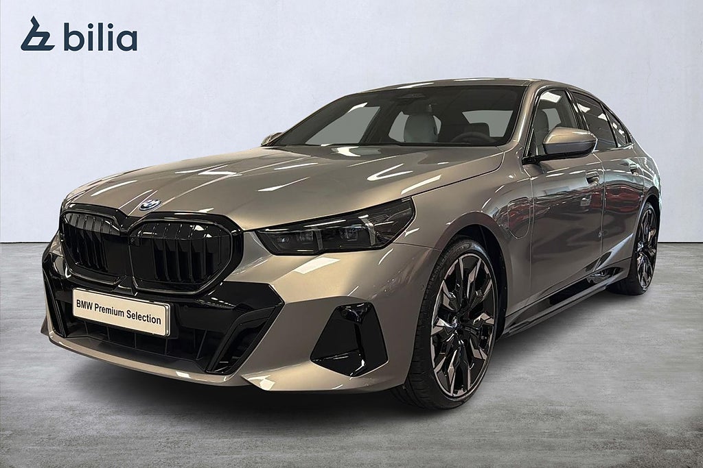 BMW 530e xDrive M-sport Pro | DEMO | Panorama | Komfortstolar