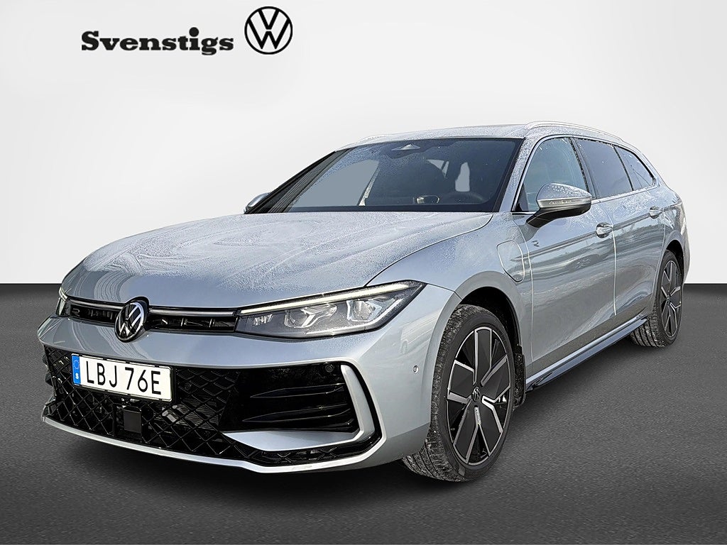 Volkswagen Passat EHYBRID 272 DSG6 R-LINE LAGERBIL