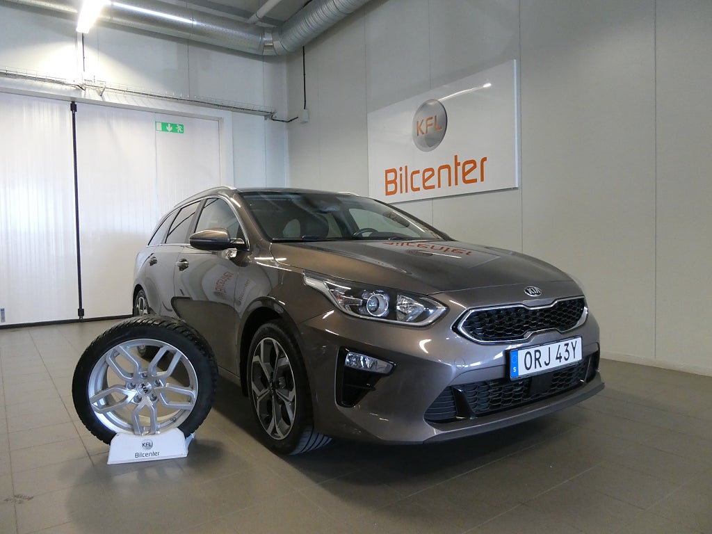 Kia Ceed 1.4 T-GDI Aut-Drag-Kamera-Carplay-SoV