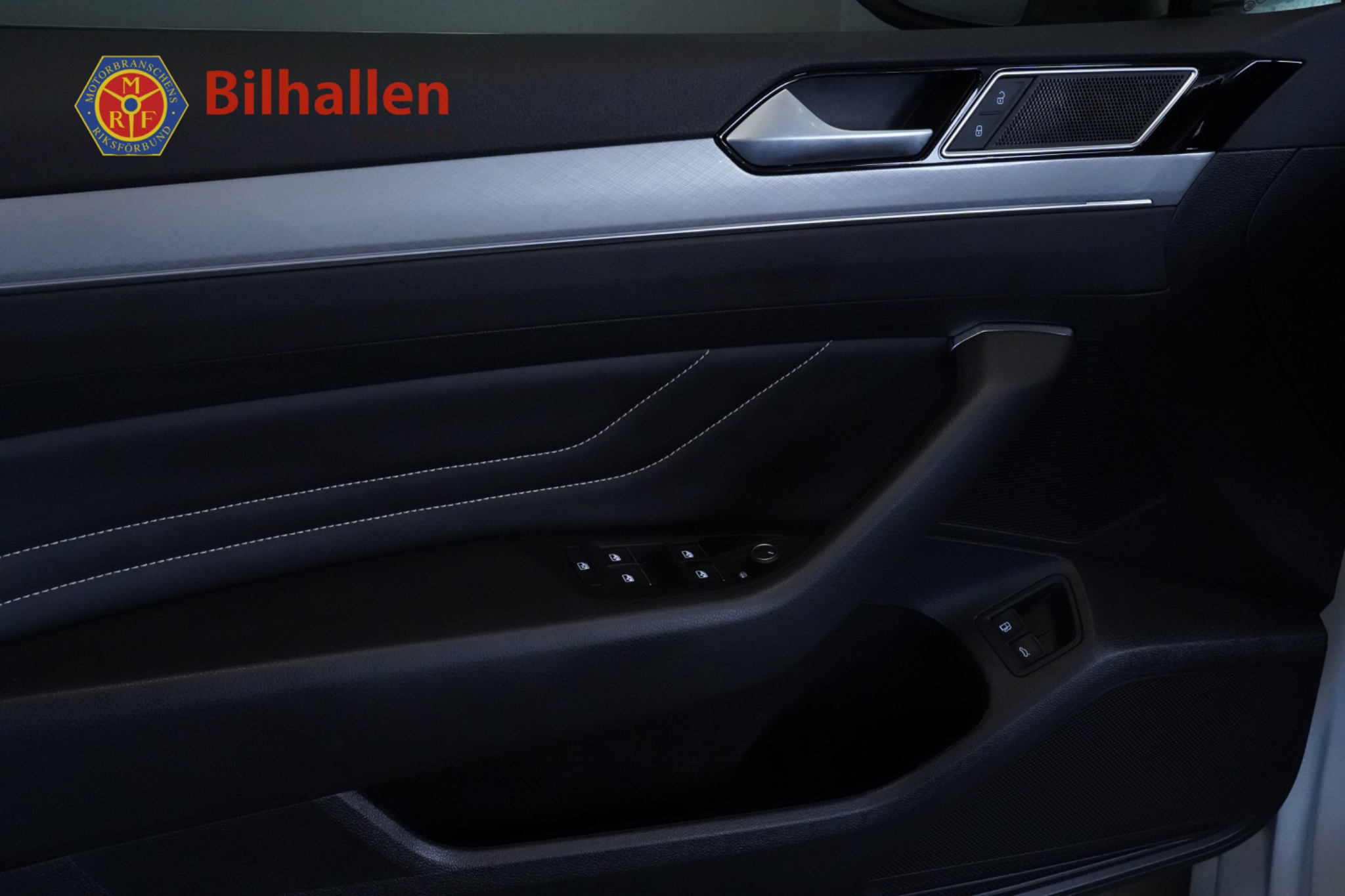 Volkswagen Passat 2023, bild 6/37