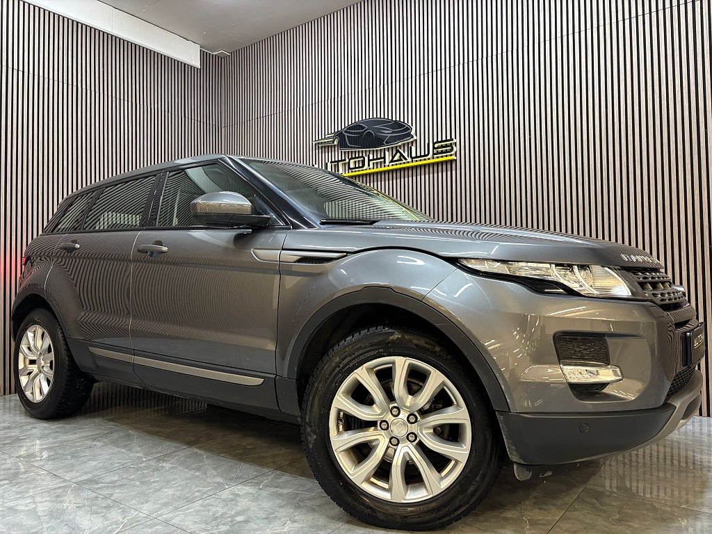 Land Rover Range Rover Evoque 2.2 TD4 AWD 150 hk Dragkrok Panorama Skinn Navi 1,95%