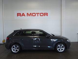 Halvkombi Audi A3 4 av 22