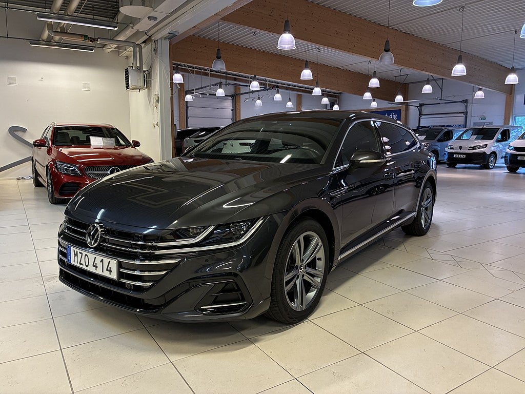 Volkswagen Arteon eHybrid Shooting Brake 1.4 TSI P-värm R-Line 