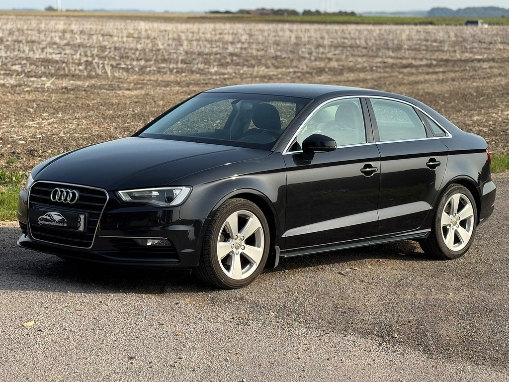 Audi A3 Sedan 2.0 TDI Comfort | NYBES | 1 BRUKARE 