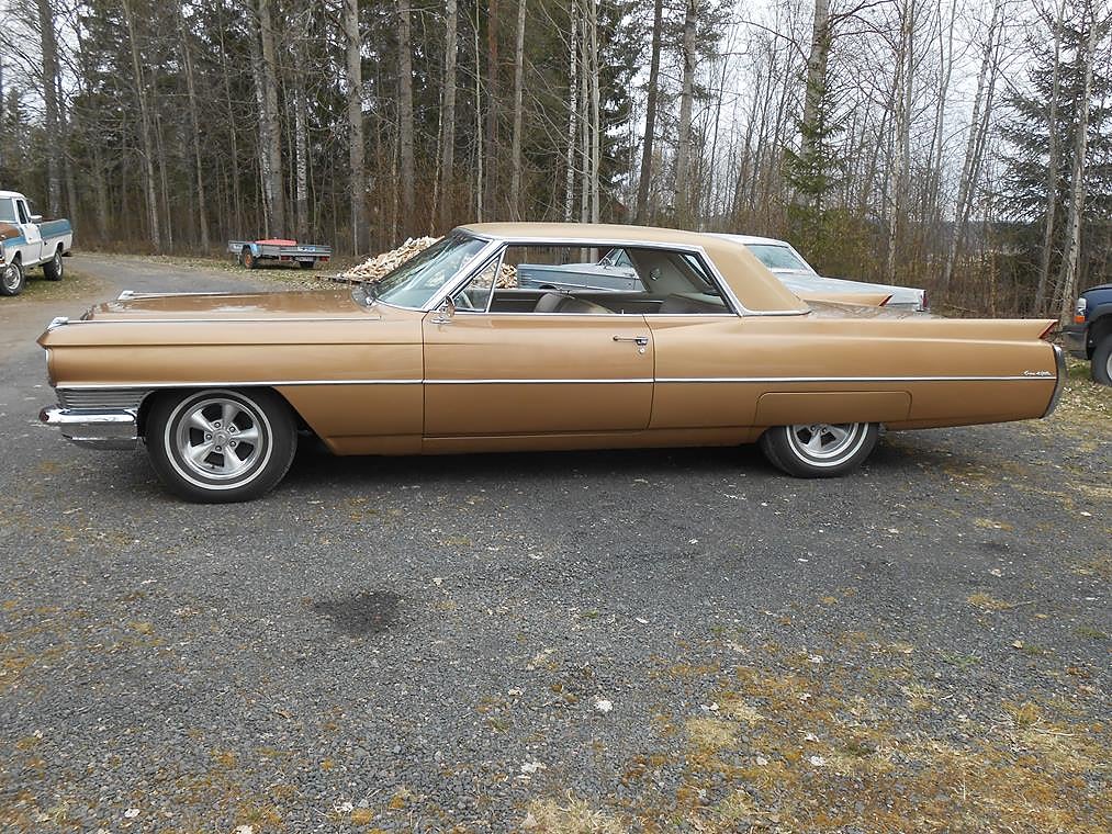 Cadillac De Ville 2dHT 429 TH400
