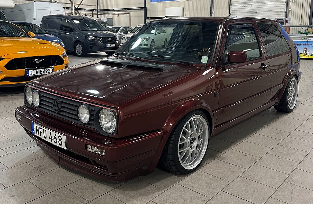 Volkswagen Golf 3-dörrar 1.8 Manual,4-speed + E GL G60 inredning