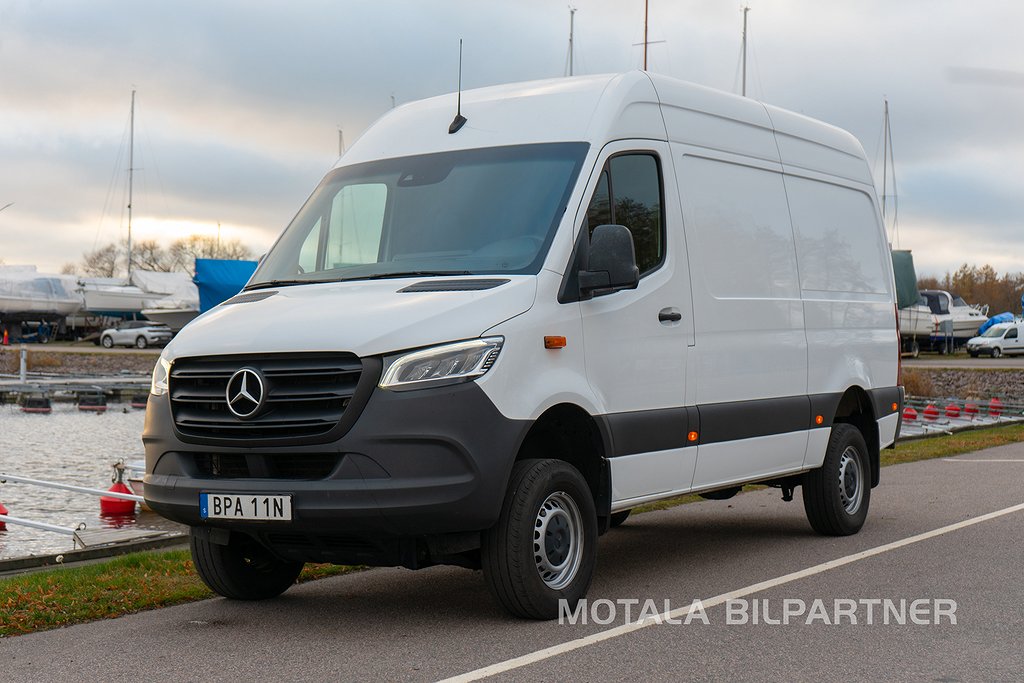 Mercedes-Benz Sprinter 319 CDI 4x4 9G | MOMS | Värmare | LED