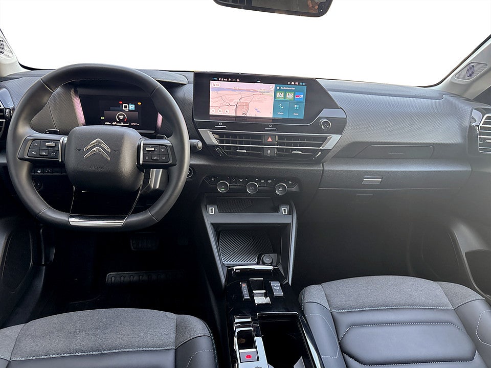 Bild på Citroën C4-X Shine 1.2 PT 130hk Aut B-KAMERA NAVI