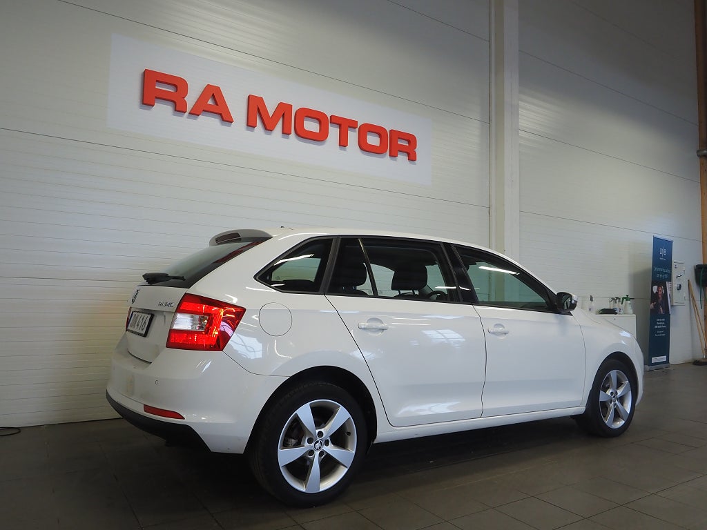 Skoda Rapid Spaceback 1.2 TSI 110hk | Bluetooth | PDC | 2016