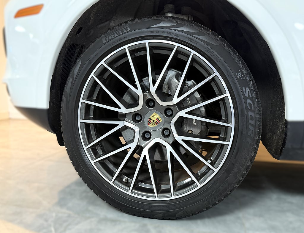 Porsche Cayenne TipTronic S 340HK PANORAMA BOSE LÄDER VÄRMARE