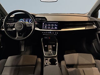 Audi A3 40 TFSI e S Tronic S&Vhjul/Kamera/Carplay/AdaptivF/MOMS – bild 8