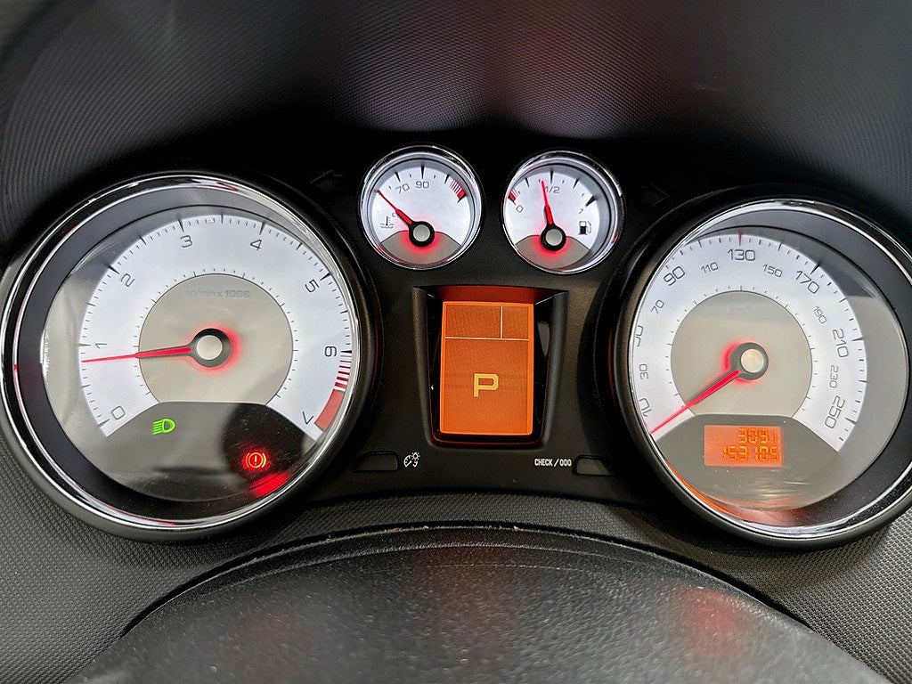 Bild på Peugeot 308 CC Exclusive 1.6 THP 156hk Aut - M-VÄRMARE, SKINN