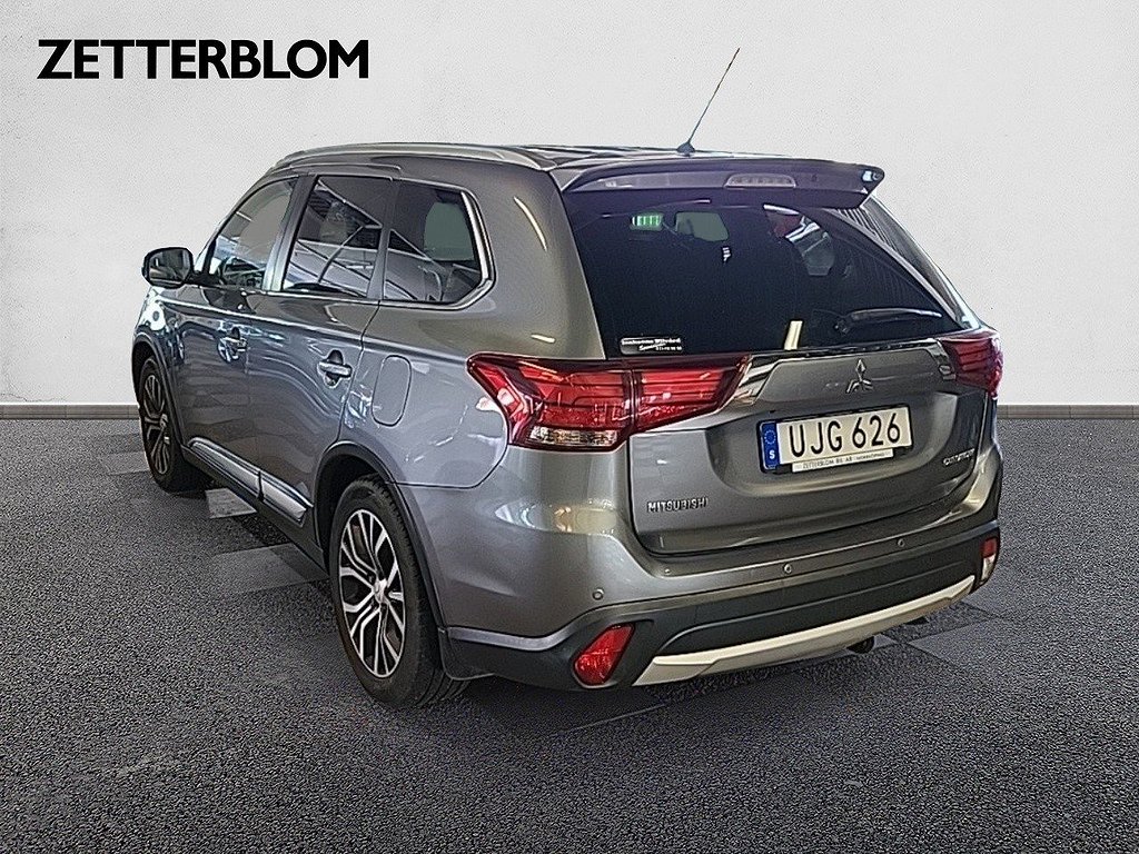 Kombi Mitsubishi Outlander 3 av 13