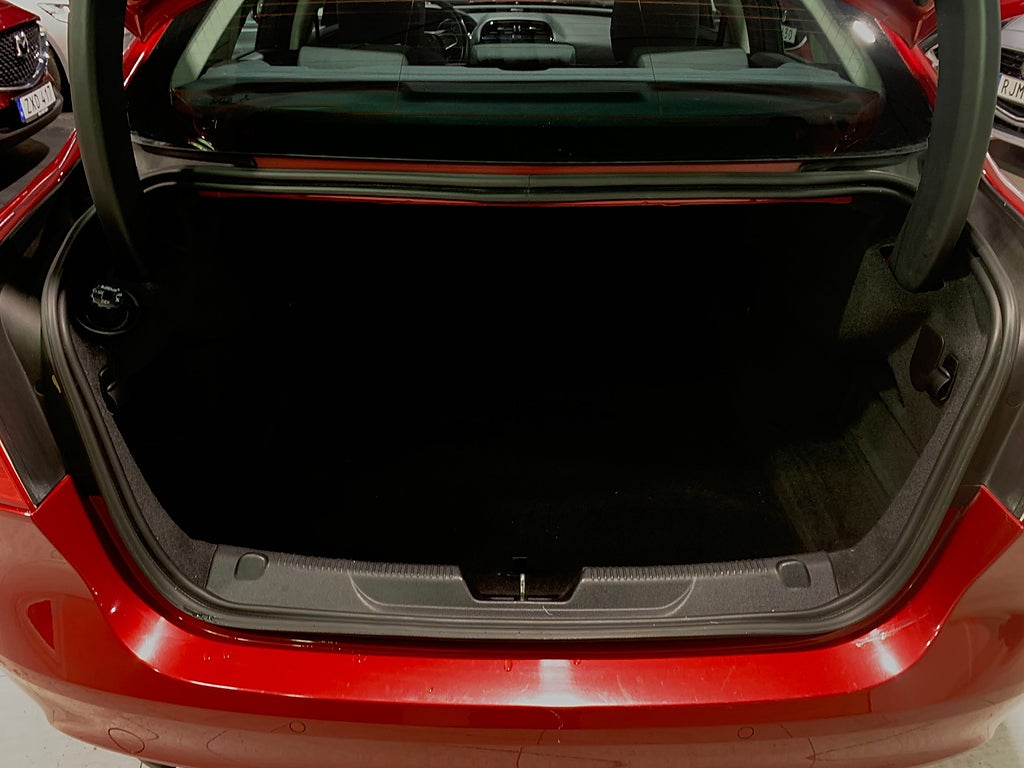 Jaguar XE 20d 180hk Automat | Dieselvärmare | 2018