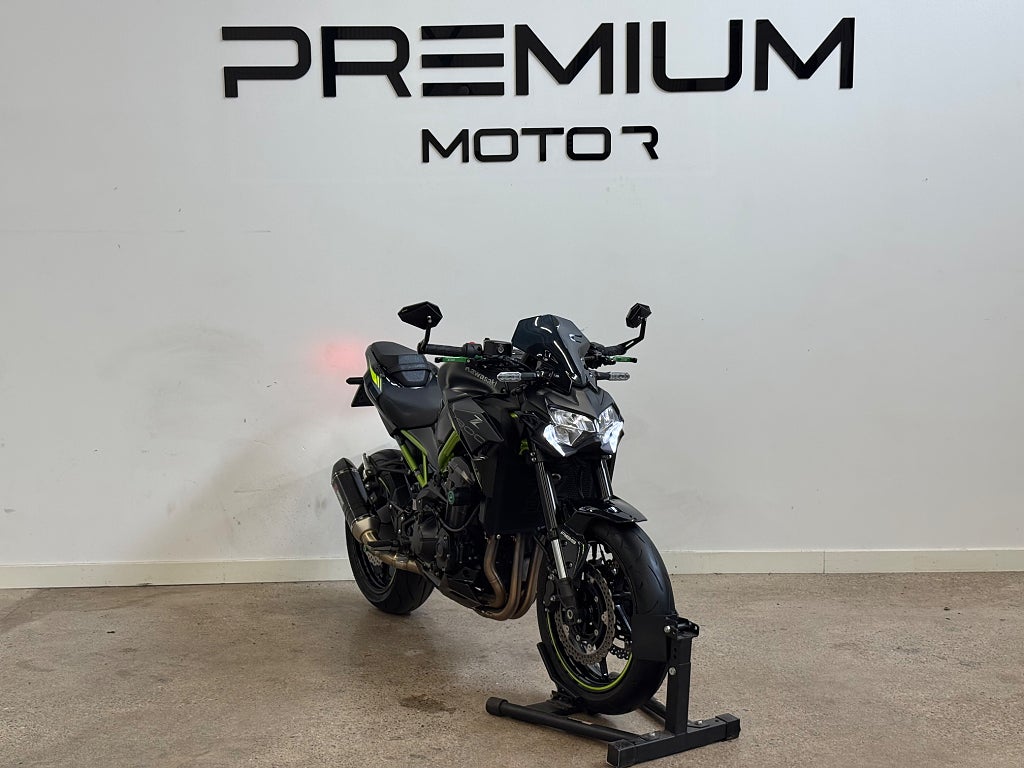 Kawasaki Z900 | Akrapovic Helsystem | R&G | ABS | 125hk