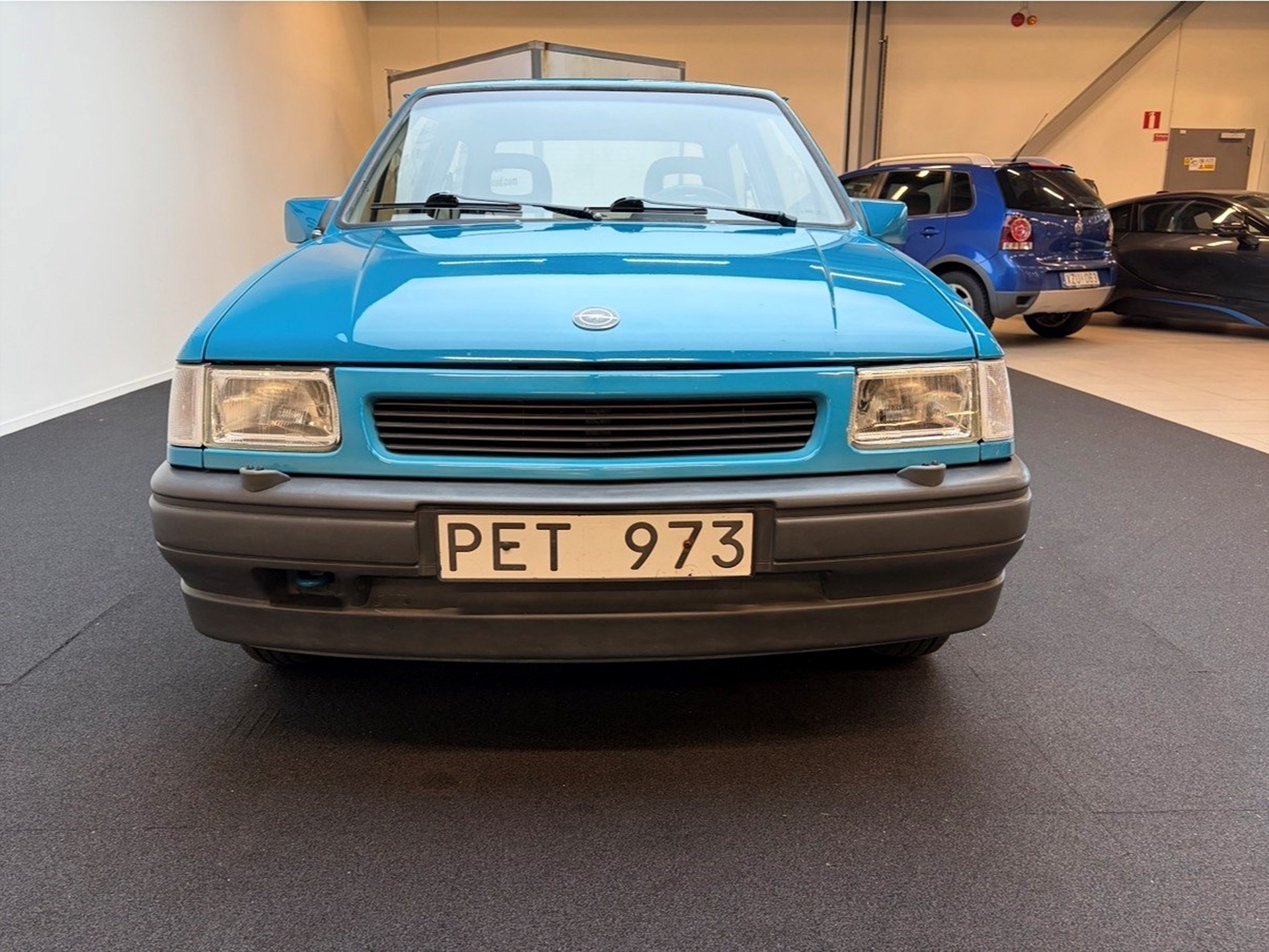 Opel Corsa 3-dörrar 1.4i Manuell, 60hk 1993, bild 2/51