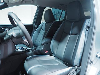Halvkombi Nissan Leaf 9 av 20