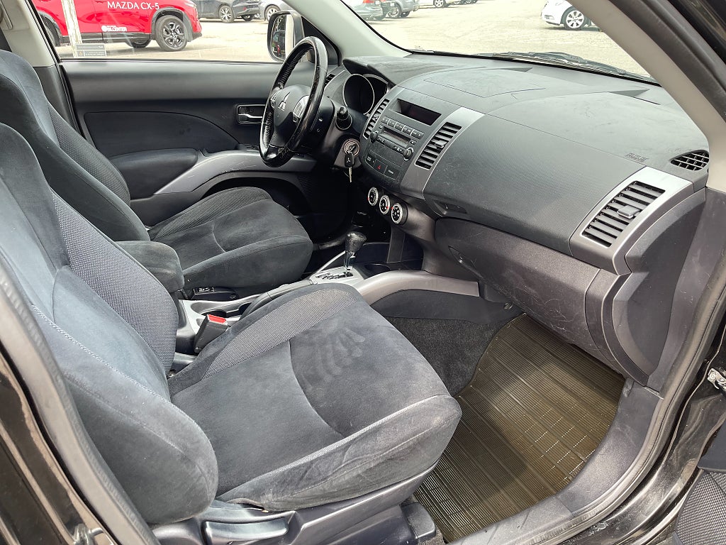 Mitsubishi Outlander 2.4 MIVEC AWC INVECS-III CVT