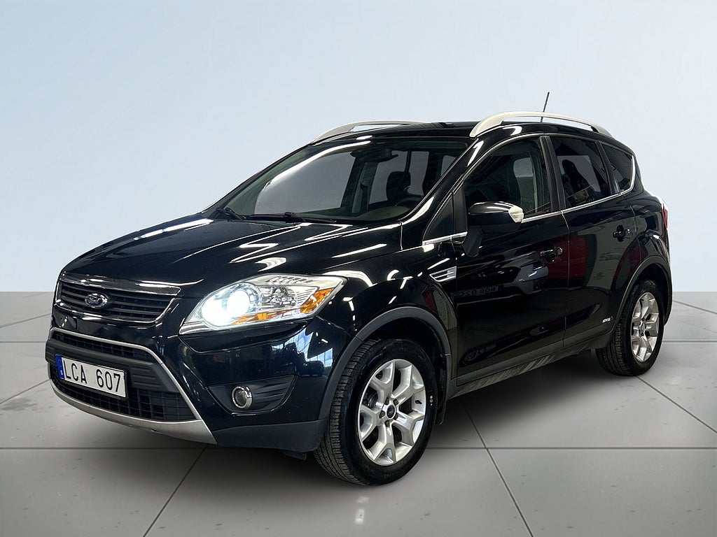 Ford Kuga 2.0 TDCi AWD Powershift S&V-Däck/Drag/M-Värm/Panorama
