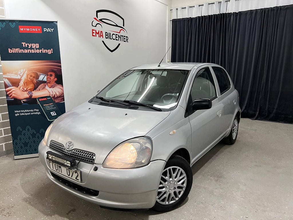 Toyota Yaris 5-dörrar 1.3 |Dubbdäck|nyservad