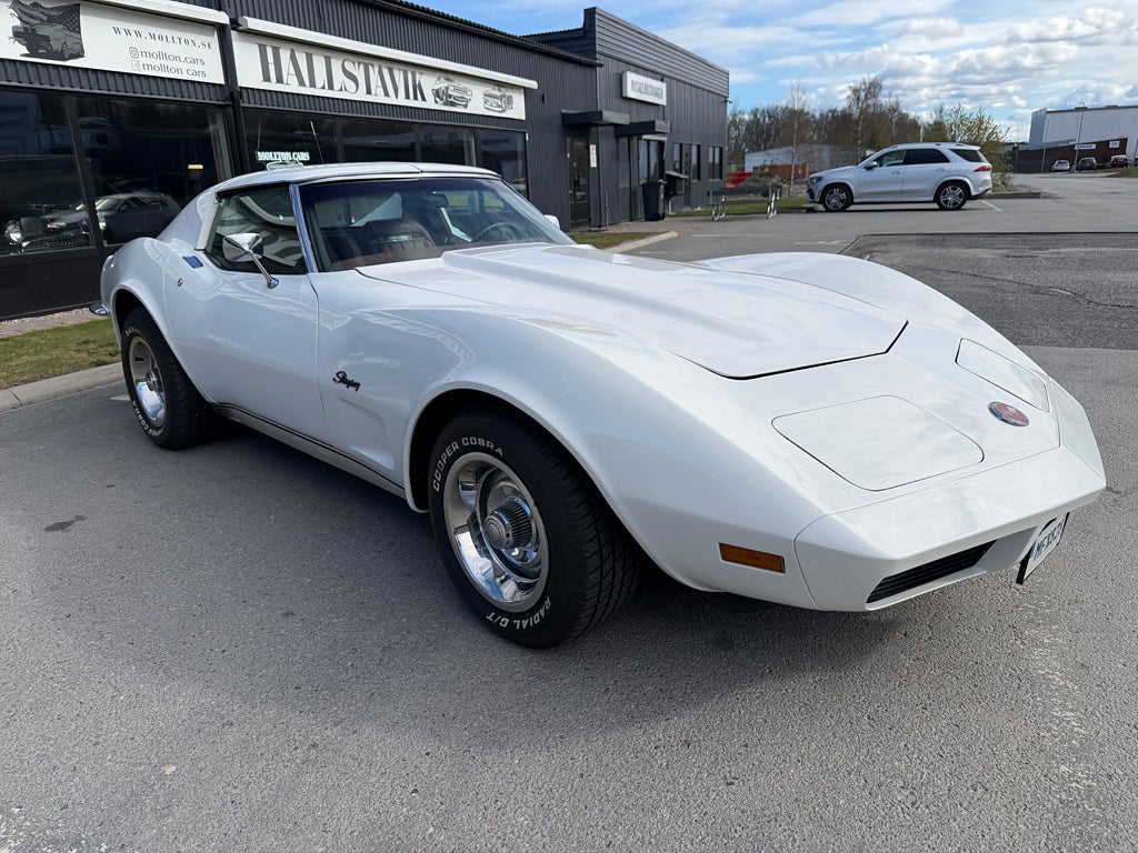 Chevrolet Corvette Stingray V8