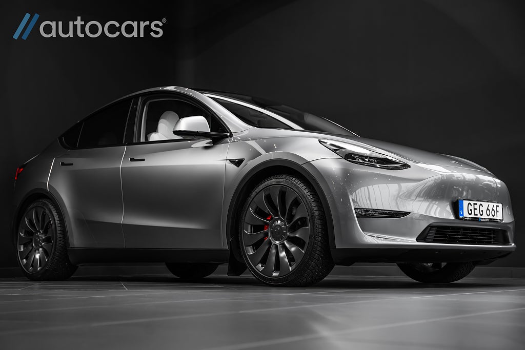 Tesla Model Y Performance 534hk AWD|Leasbar| 21" |Autopilot| Panorama