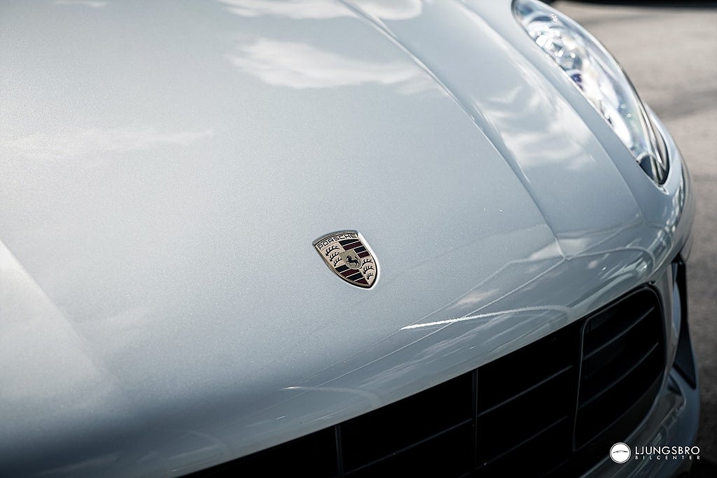 Porsche Macan S 258hk / Drag / 18-vägs stolar / D-Värmare