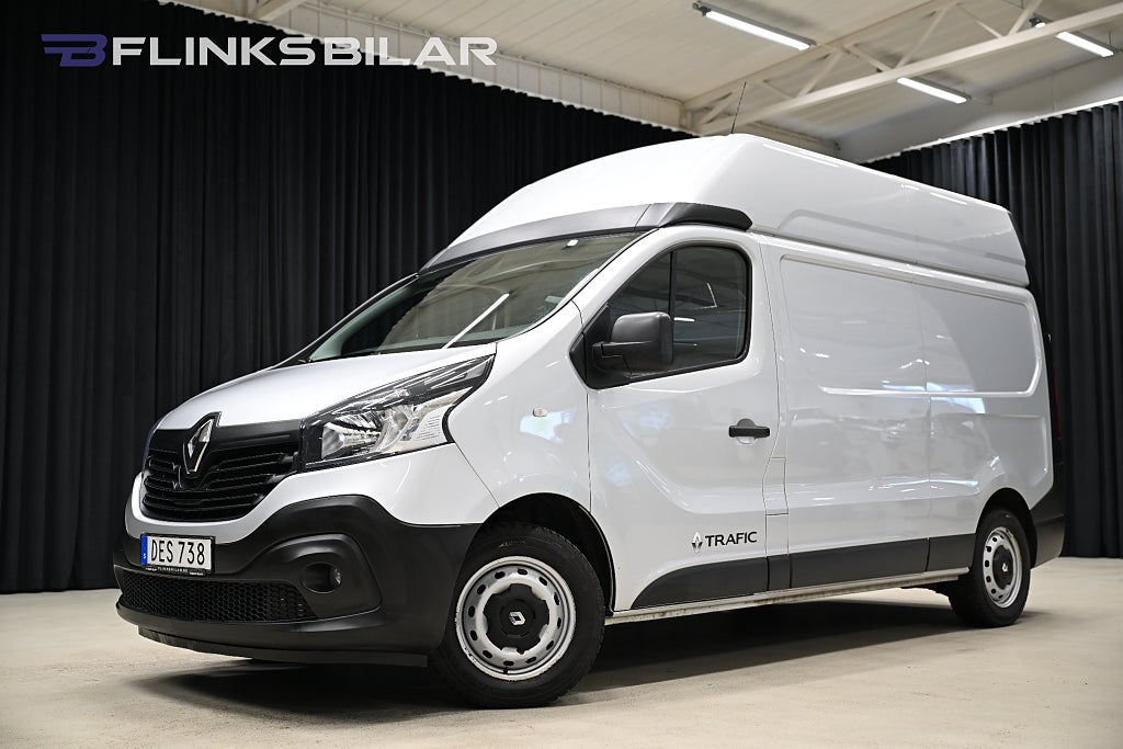 Renault trafic dCi 125HK L2H2 Högtak|Värmare|Backkamera|Lågmil|EnÄgare
