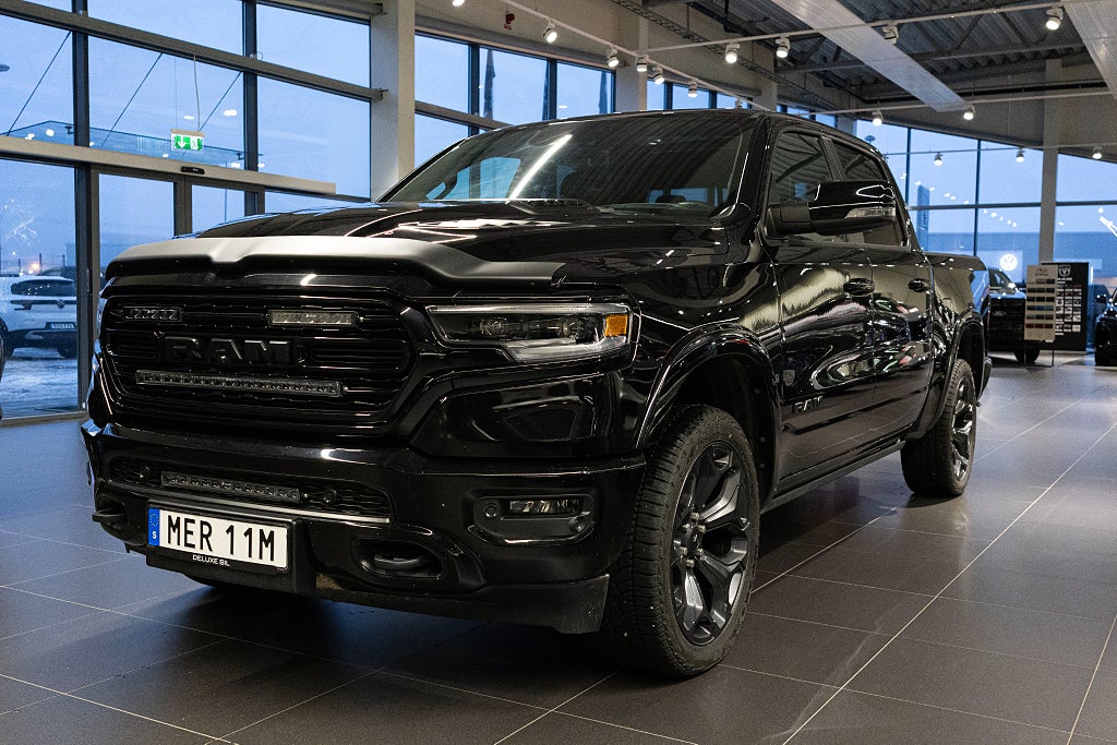 Dodge RAM 1500 Limited V8 Hemi Night Edition 2.431 mil / LÅG SKATT / 