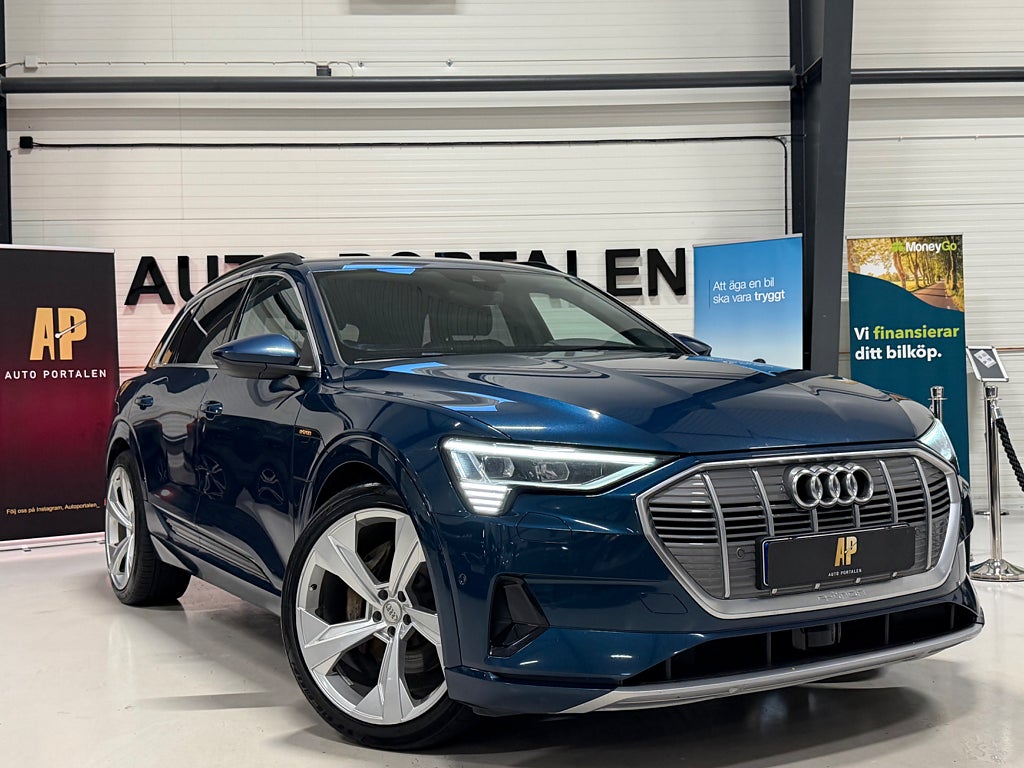Audi E-Tron 55 quattro / S-LINE 408hk / Dragkrok 22" 