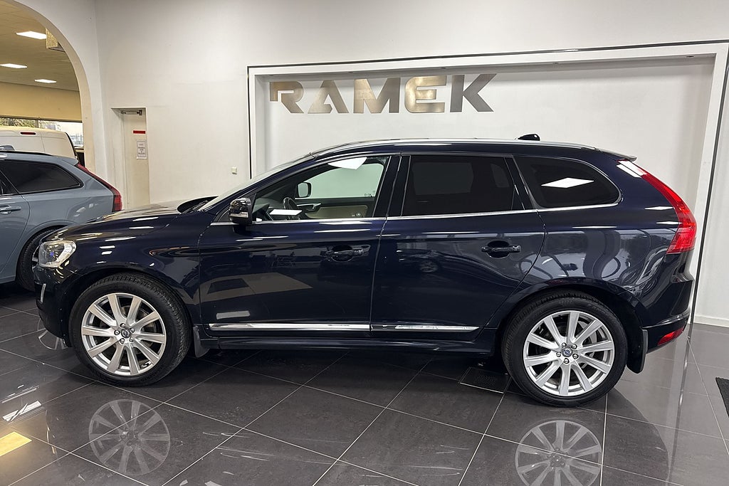 Volvo XC60 2016 - miniatyr 3