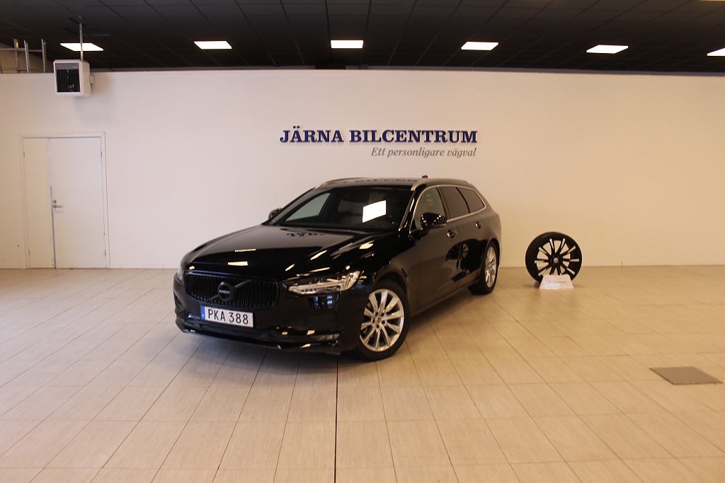 Volvo V90 D4 Momentum Läder BLIS Drag Navi B-kam El-baklucka VOC