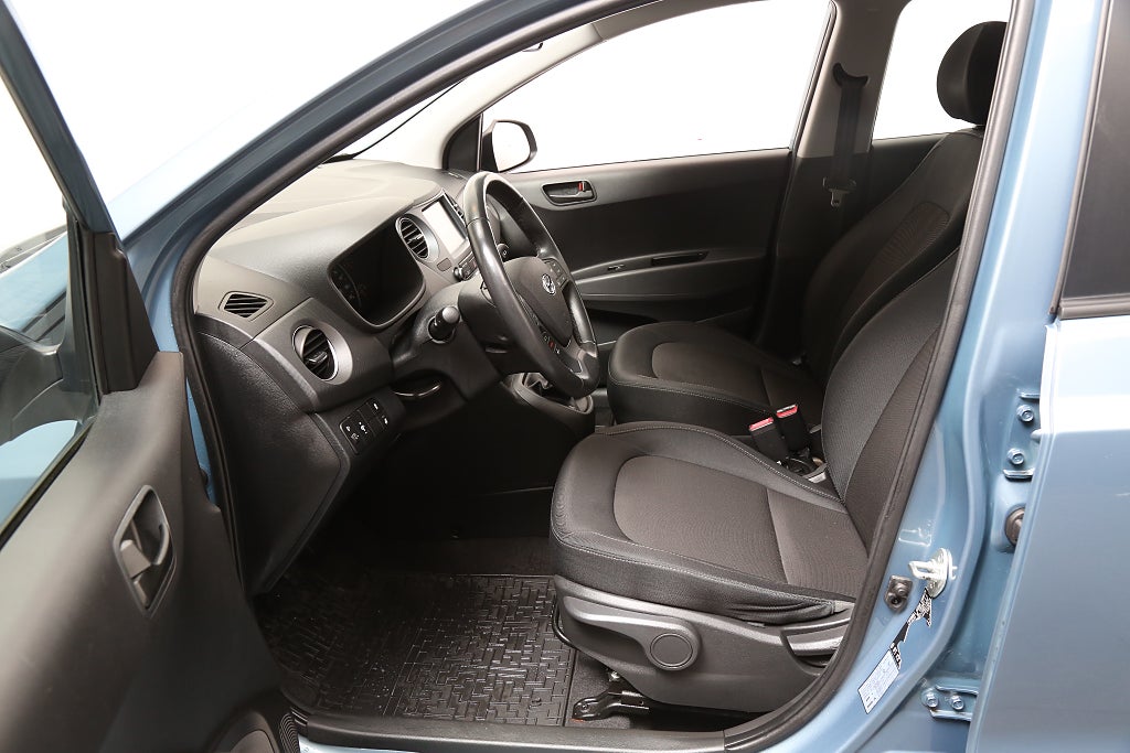Hyundai i10 1,0 67hk Trend 5D  I Carplay I P-sensor I Motorvärmare 2019