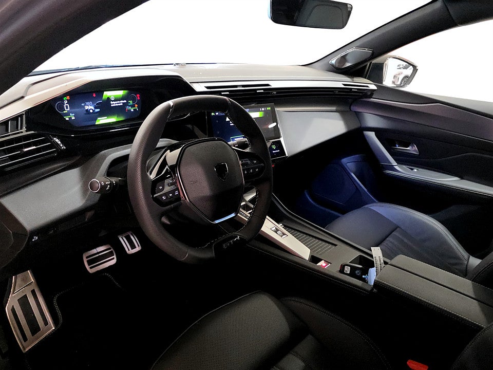 Bild på Peugeot 408 Edition Exclusive Hybrid Aut - OMGÅENDE LEVERANS!