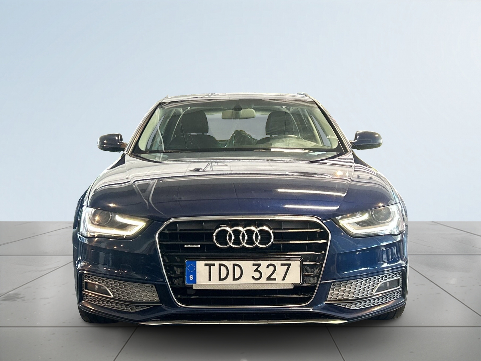 Audi A4 2015, bild 2/10