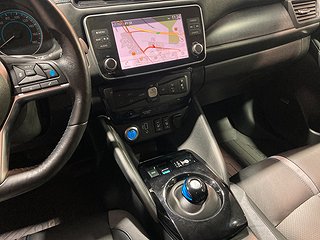 Halvkombi Nissan Leaf 12 av 20