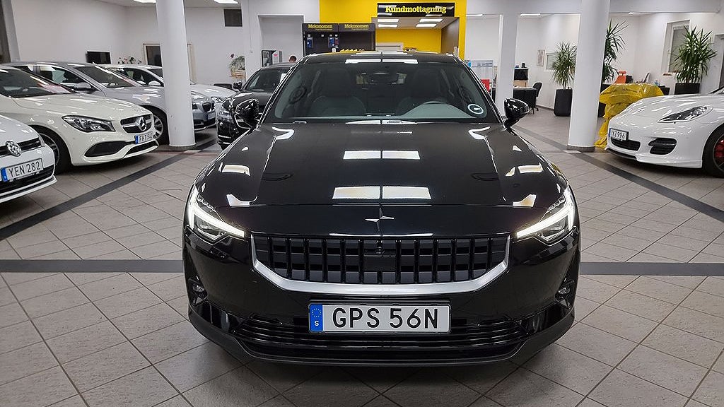 Polestar 2 levererar en systemeffekt på 408 hästkrafter och 660 Nm.