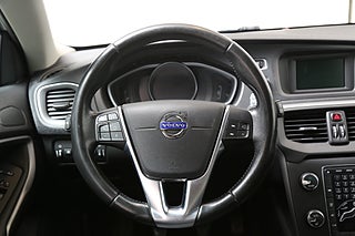 Halvkombi Volvo V40 11 av 23
