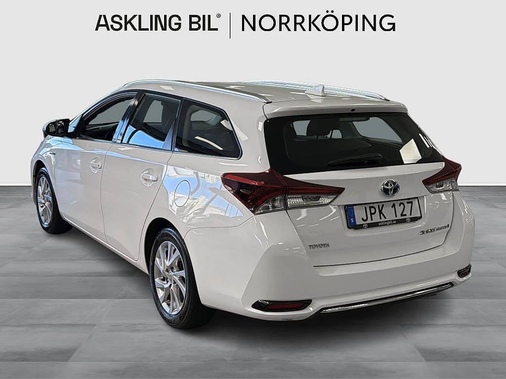 Toyota Auris 2016 - miniatyr 2